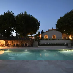 domaine-perreal-les-chambres.fr-provencehotel.com/